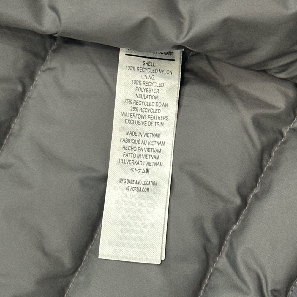 NEW Patagonia Downdrift 3 in 1 Jacket in Ink Black Size L - Picture 10 of 16